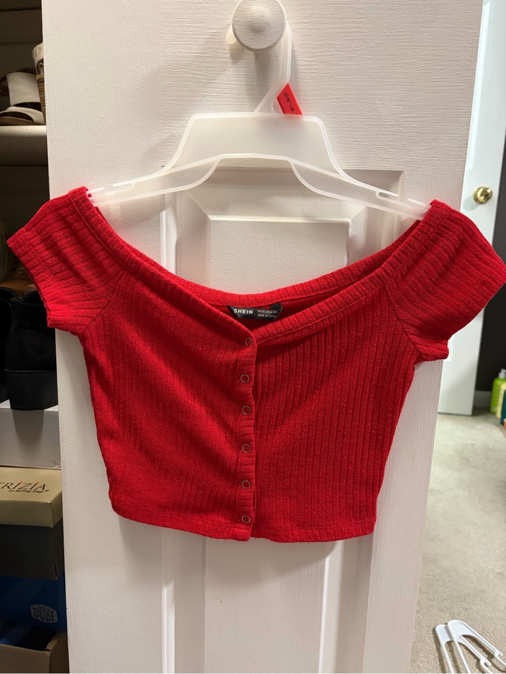 SHEIN Red Ribbed Off-Shoulder Button-Up Crop Top - NWOT